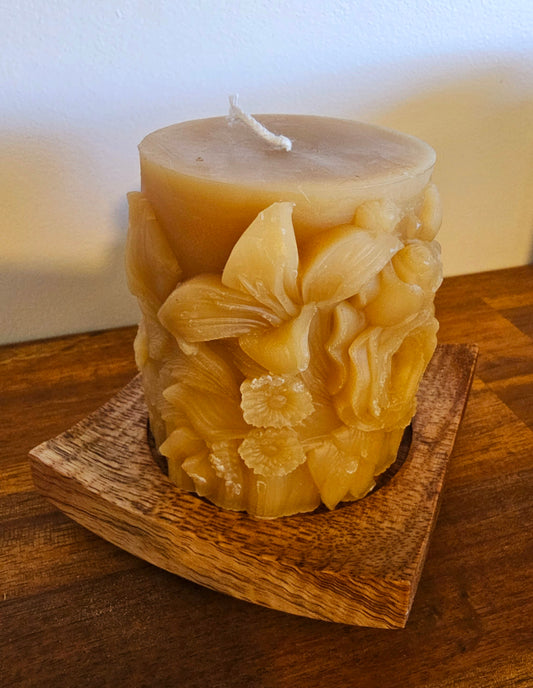 Lily - 100% Beeswax Candle