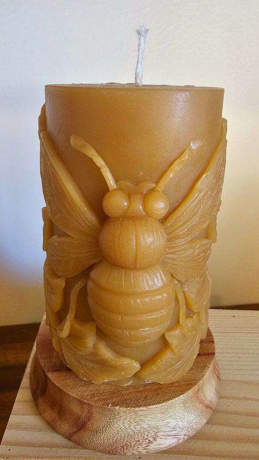 Large Bee -100% Beeswax Candle